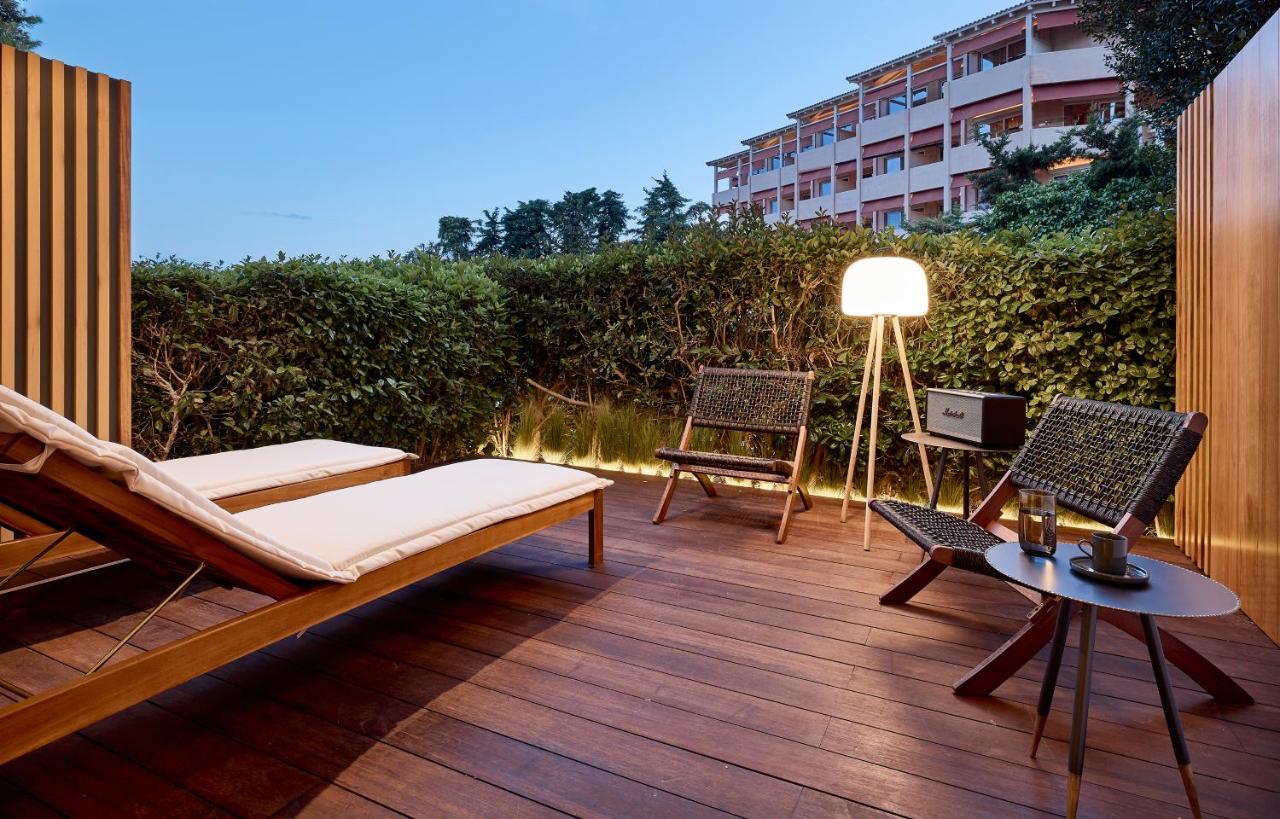 Icon Suite Athens Exterior photo
