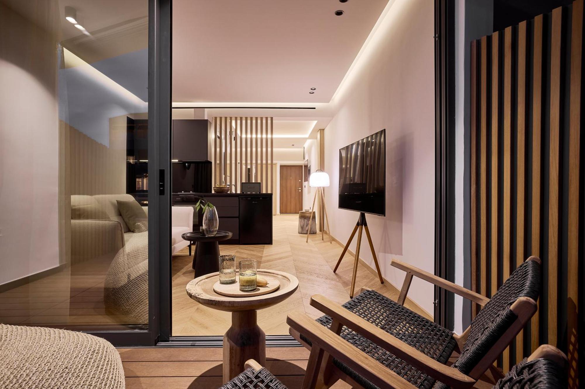 Icon Suite Athens Exterior photo